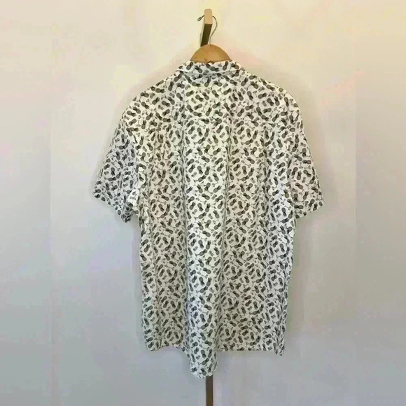 Club Room Men's 2XL Pineapple + Cocktails Print Short Sleeve Button-Up Shirt - Picture 8 of 9